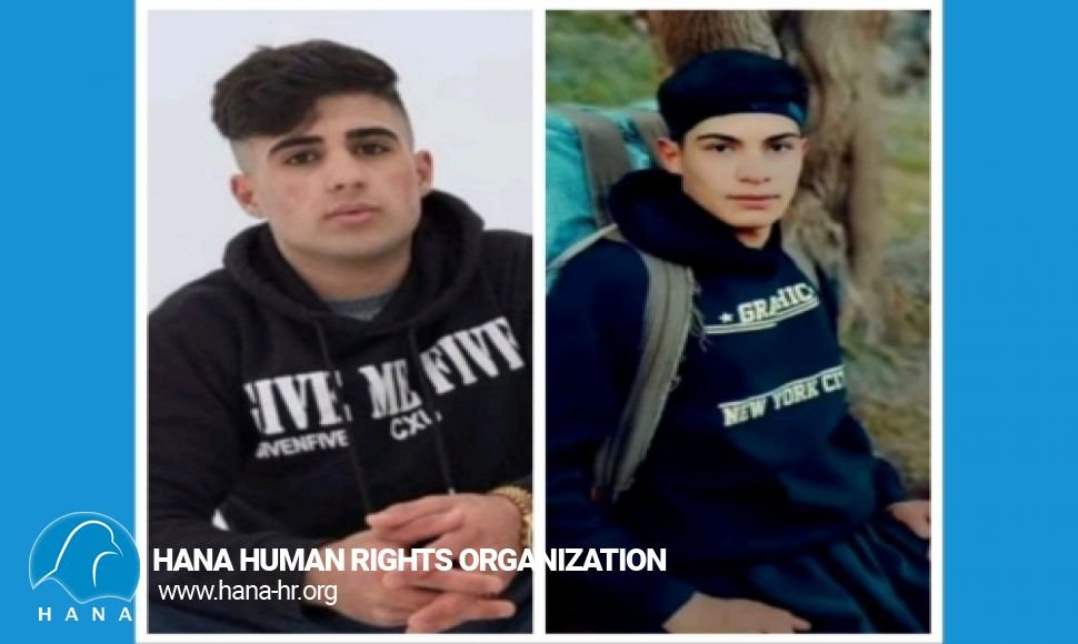 عکسی از دو کولبری کە شامگاە یکشنبە "١٩ فوریە ٢٠٢٣" در سانحە رانندگی در محور شبانکارە مجروح شدە بودند.